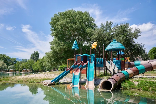 Camping Le Lac Bleu