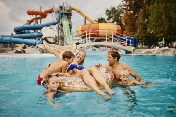 terme-catez-zwembad