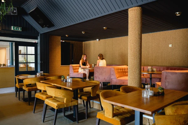 vakantiepark-de-twee-bruggen-restaurant
